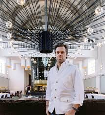Het voltallige personeel zal schoenen dragen van het de amerikaanse nieuwszender cnn zet restaurant the jane van de nederlandse kok sergio herman in een lijstje van 17 mooiste restaurants ter wereld. Sergio S Tempel Is Open Nrc