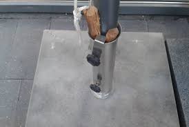 The proper weight for your umbrella base is determined by the size of umbrella and whether it is mounted through the table or freestanding. Why A Baser Parasol Base Is The Best Choice Baser Europe