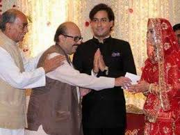 Check out the table below to get complete information on digvijay singh. Pics Digvijay Singh Son Jaivardhan Singh Shares His Wedding Pics On Facebook Oneindia News