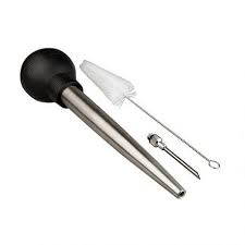Basting is the key to a roast turkey or chicken with moist, juicy meat and crisp skin, and our glass baster offers a traditional alternative to plastic versions. Turkey Baster Ibili 27cm