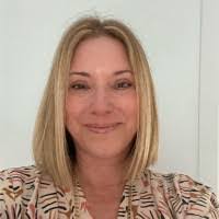 Shannon Tefft's Instagram, Twitter & Facebook