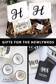 Wedding Gift Ideas Personalized Couple Gifts Wedding Gifts For Groom Engagement Gift Boxes