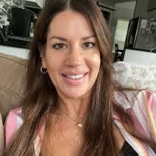 Laura Fallin's Instagram, Twitter & Facebook