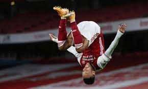 Aubameyang has donned spiderman, batman and black panther masks in the past, prompting kroos to single him out in a discussion on the einfach mal luppen. Pierre Emerick Aubameyang Double Sends Arsenal Soaring Past Newcastle Premier League The Guardian