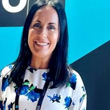 I've written about Savannah Bananas before, and next year will be massive  for them. Vinny their dancing umpire 👇🏻has to be one of my most joyous  things