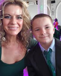 Sharon Hatcher's Instagram, Twitter & Facebook