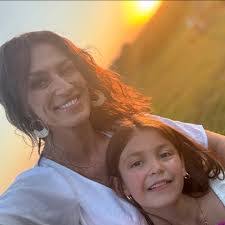 Becky Liles's Instagram, Twitter & Facebook