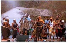Kwa miezi sita sasa mwalimu josephat mussa maarufu 'maprosoo' anachoma na kutembeza. Ben Pol Music Free Mp3 Download Or Listen Mdundo Com