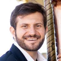 Kurt Wiedemann's Instagram, Twitter & Facebook