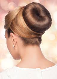 Grosser Dutt Mit Dutt Kissen Eleganter Haardutt Und Haarknoten In 2020 Lange Haare Elegante Frisuren Hochsteckfrisuren Lange Haare