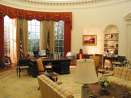 Gerald Ford S Office In 1976 House Office Interiors White Houses