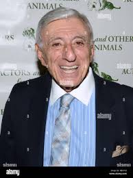 Jamie farr mash hi-res stock photography and images