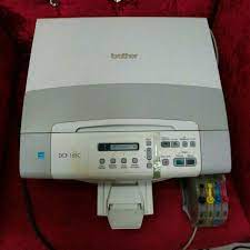 If you are looking for multifunctionality in a printer that comes with a friendly price tag, look no further. Brother Dcp 165c Multi Function Printer 3 In 1 Print Copy Scan Computers Tech Printers Scanners Copiers On Carousell