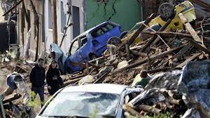 24 июня по чехии пронесся мощный торнадо — три человека погибли, 150 пострадали, разрушены здания по чехии пронесся мощный торнадо — фото, видео. Scdi8if6c36h1m