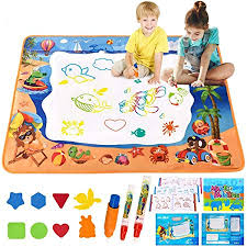 Let them enjoy drawing using only water. Fansteck Wasser Doodle Matte 100 X 100cm Xxl Aqua Magic Doodle Malmatte Mit 3 Magic Stifte Stempelset Aqua Drawing Matte Fur Kinder Baby Madchen Junge Painting Geschenk Fur 1 2 3 4 5 6 7 Jahre Amazon De Spielzeug