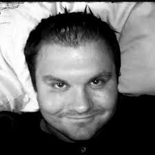 Sara Luker (@redluker)