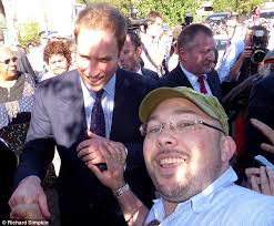 Is this the world's most prolific celebrity fan?: Australian man who has  posed with more than 2000 stars is hanging up his camera after 25 years