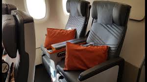 La période la moins chère pour acheter un vol de zurich à singapour se situe environ à 46 jours avant le départ. Singapore Airlines Premium Economy A380 Sq Part 2 Youtube