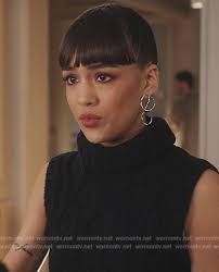 Genevieve Outfits & Fashion