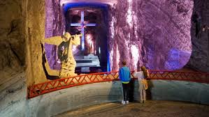 Una vez en esta ciudad, visitaremos su famosa catedral de sal. Catedral De Sal De Zipaquira Colombia Nos Vamos De Paseo