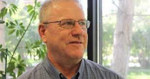 Industry specialist outlines mineral projects