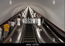 Die ukraine ist weiter verstümmelt worden. U Bahn Rolltreppe Kiew Ukraine Europa Stockfotografie Alamy