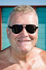 Fire nøgne mænd og en bar kvinde kommenterer slaget om Helgoland