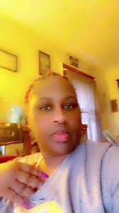 Andrea Sharpley's Instagram, Twitter & Facebook