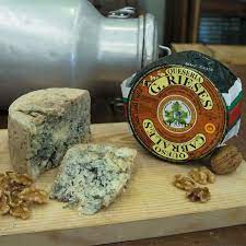 ¡ven a descubrirlo y compartirlo! Cabrales Cheese Dop Selection Of The Livestock