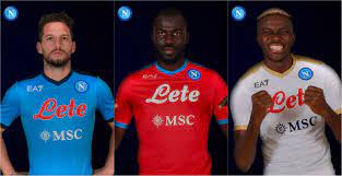 La maglia casalinga della lazio. C Zyvheb Ti8cm