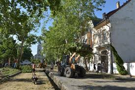 The purpose of the hungaricana project is to share hungarian cultural heritage including contents that have never been accessible before. Romma Zuzta A Vihar A Mateszalkai Muzeum Tetejet Is Fotok Szabolcsihir Hu