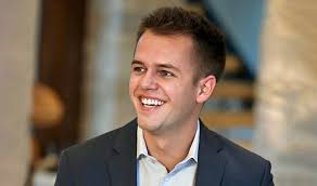 Jonathan Wise '25: Building tech skills and personal relationships as a  Data Science major