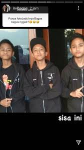 Di usianya yang masih muda, perempuan yang akrab disapa meni ini sudah. 53 Ide Cowok Di 2021 Kepala Suku Foto Anak Laki Laki Kembar