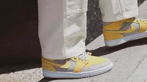 Air jordan 1 mid gs black arctic pink 6.5y 8w. Perfect Pastel Palettes Grace The Air Jordan 1 Mid Se Pack The Sole Supplier