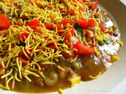 Learn how to make/prepare masala puri by following this easy recipe. Savi Ruchi Masala Puri A Bangalore Style Chaat Recipe