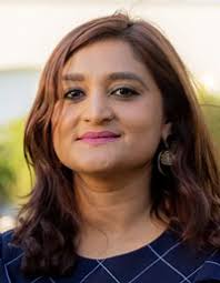 Poultry science professor receives 2025 Novus Outstanding Teaching Award