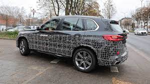 The vehicle was the first suv ever produced by bmw. Erlkonig Bmw X5 Facelift 2022 Dezente Retuschen Auto Motor Und Sport