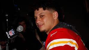 Follow the vibe and change your wallpaper every day! Dallas Cowboys Fans Should Root For Chiefs Mahomes In Super Bowl Wfaa Com