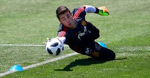 How chelsea super cup hero redeemed himself two years after refusing to come off in efl cup kepa saved two penalties as chelsea won the uefa super cup, while thomas tuchel. Chelsea Sign Goalkeeper Arrizabalaga For World Record Fee Kepa Arrizabalaga Chelsea World Record Fee Athletic Bilbao