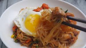 Low Carb Gebratene Shirataki Nudeln Hungerfreude Ketogene Low Carb Rezepte Rezept Rezepte Lebensmittel Essen Konjak Nudeln