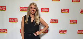 Marina marx wurde bei den schlagerchampions 2020 von florian silbereisen überrascht. Marina Marx Bereut Nichts Schlager Radio