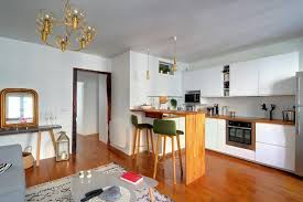 La cuisine et la salle de bains ont été inversées. Renovation D Un Appartement De 50m2 Avec Cuisine Ouverte Sur Salon Inscrite Dans Un Style Scandinave Avec Cuisine Ouverte Sur Salon Design Architecte Interieur