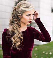 Genial Cout Gratuit Coiffures De Mariage Chic Populaire Side Curly Braid Hairstyle For Coiffure Coiffure Fete Coiffure Glamour