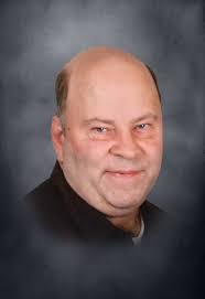 Bryan Hoss's Instagram, Twitter & Facebook