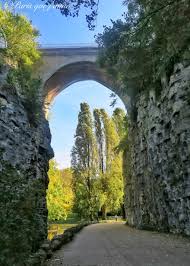Pont Des Suicides Parc Des Buttes Chaumont Paris Paris Visite Paris Paris Insolites