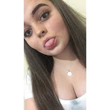 Tia Reynolds's Instagram, Twitter & Facebook