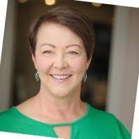 Janine Reed's Instagram, Twitter & Facebook