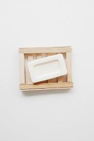 This beautiful and unique diy soap dish looks great in any home! Diy To Try Popsicle Stick Soap Dish Do It Yourself Projects Lonny