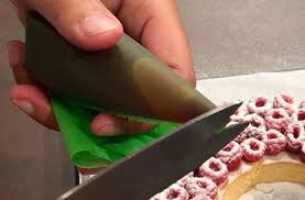 Tarte Framboise A La Creme De Pistache Recette En 2020 Tarte Framboise Pistache Alimentation