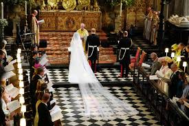 „liebes #zdfroyal, wenn ihr schon ständig meghans. Zdf Kommentatoren Reden Sich Bei Der Royalen Hochzeit Von Harry Und Meghan Um Kopf Und Kragen Stars